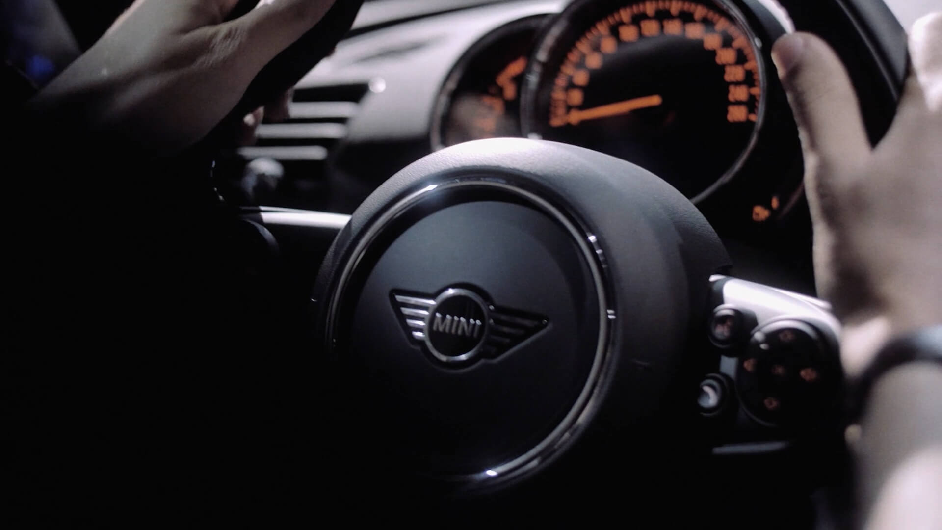 BMWMINI2